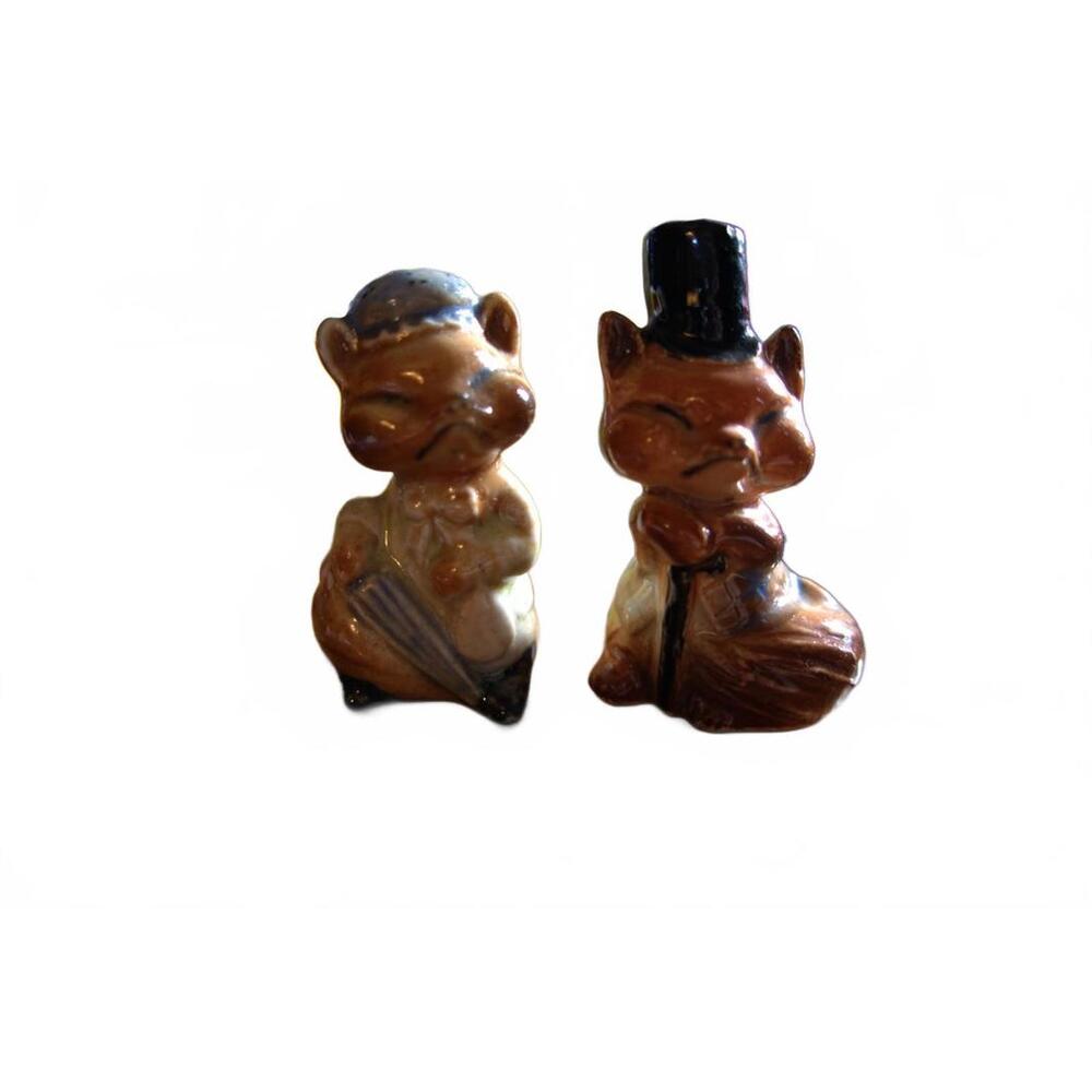 Anthropomorphic Mr.& Mrs. Fox shakers vtg Japanese. 4 matching bear vtg shakers